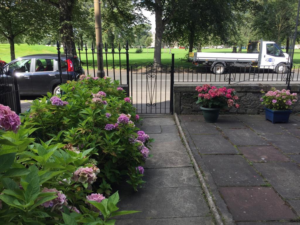 Hermitage Guest House - Edinburgh — Photos 2