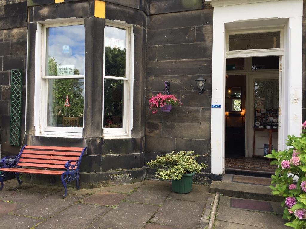 Hermitage Guest House - Edinburgh — Photos 1